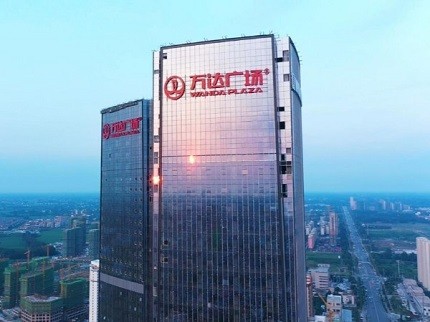 幕墻發光字廠家成功案例丨萬達廣場發光字工程