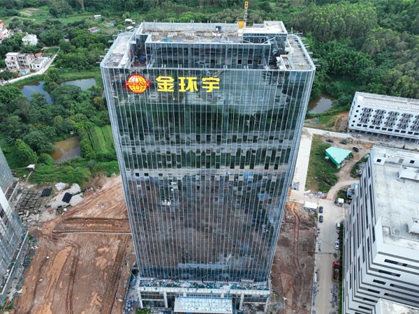 玻璃幕墻上怎么安裝發光字？