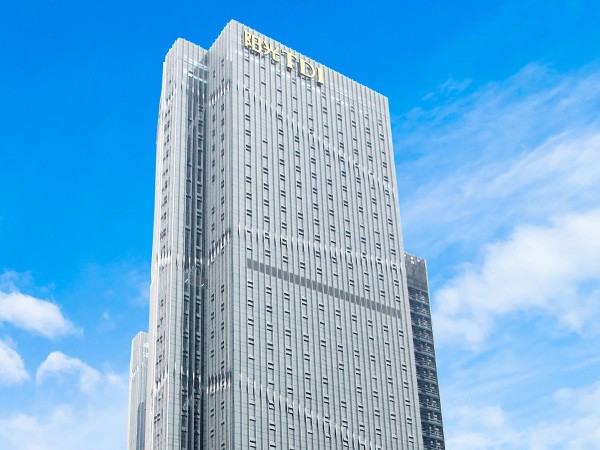 高樓外墻發光字要求防風多少級？
